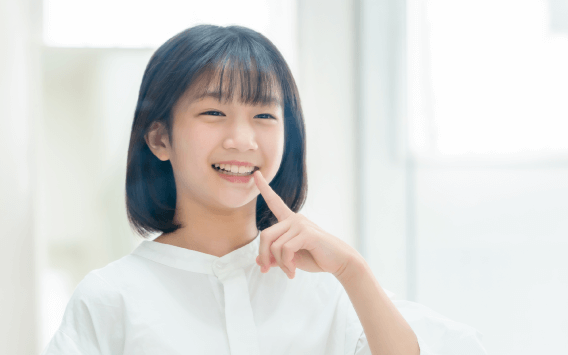きれいな歯の女の子